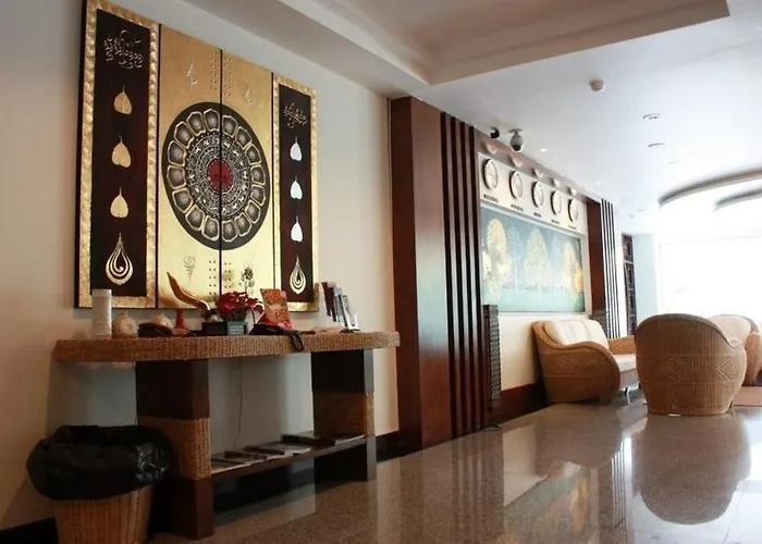 Wangburapa Grand Hotel