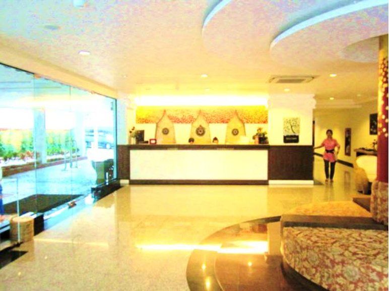 Hotel Wangburapa Grand