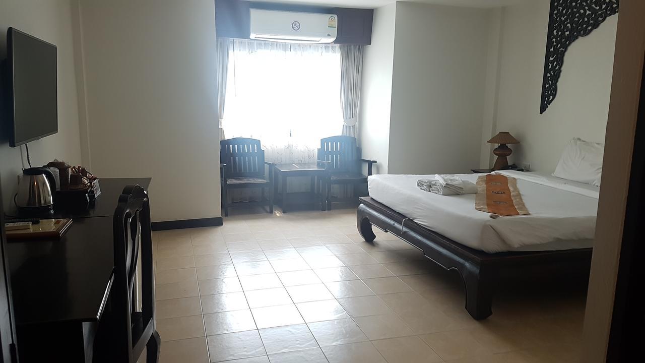 होटल Wangburapa Grand Chiang Mai